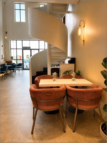 The Hub Caf&eacute;
